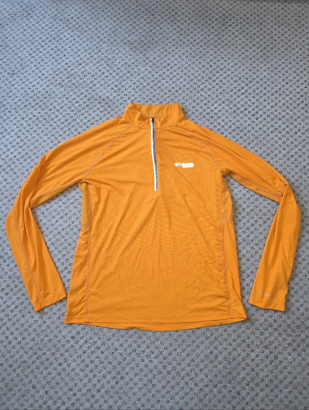 Columbia Montrail Orange Long-Sleeve Quarter Zip Omnifeeze Shirt